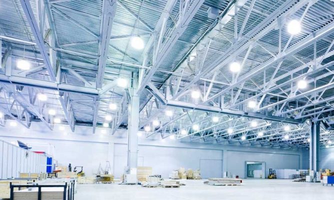 Việt Nhật LED chuyên cung cấp các loại đèn chiếu sáng xưởng chính hãng